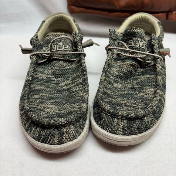 Hey Dude Wally Linen Sox Shoes - Size 11 - Great Condition! - Picture 1 of 7